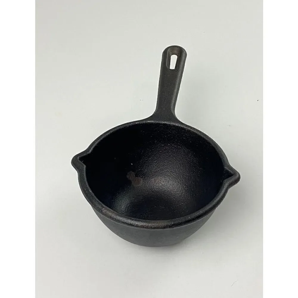 VTG Lodge Cast Iron MPR Small Double Spout 2 Cup Ladle Melting Dipper Pot USA CQ
